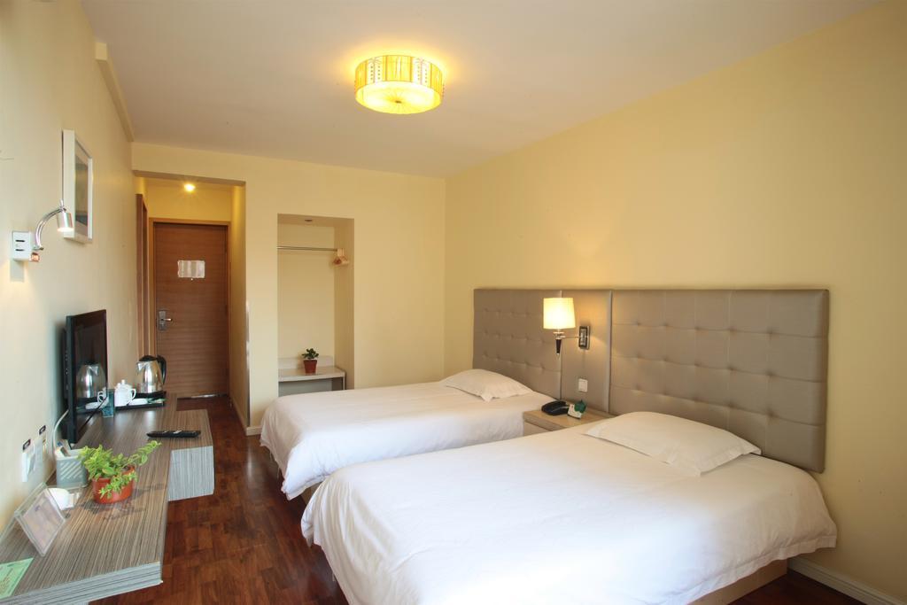 Qingdao Renjia Bussiness Hotel Exterior photo